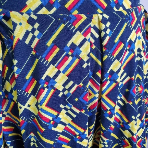 LULAROE | Madison Skirt in Blue & Yellow Geo sz XS - Picture 3 of 6
